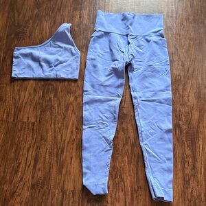 SET Active Blue Leggings and Top Set